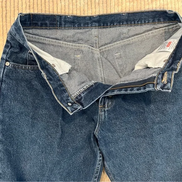 Mens Wrangler Denim Jeans Blue Relaxed Fit Size 34x29 - Picture 4 of 8